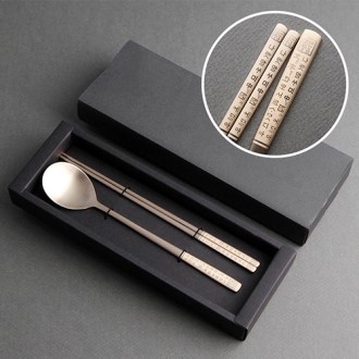 �ƹ����� ������ ��¥���� 1�μ��� (�������̽�)